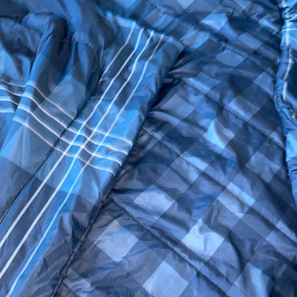 The Big One Down-Alternative‎ Reversible Comforter King Blue Checker